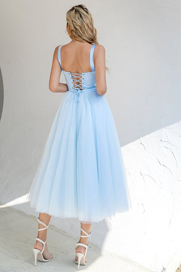 Vestido de cóctel de tul azul cielo